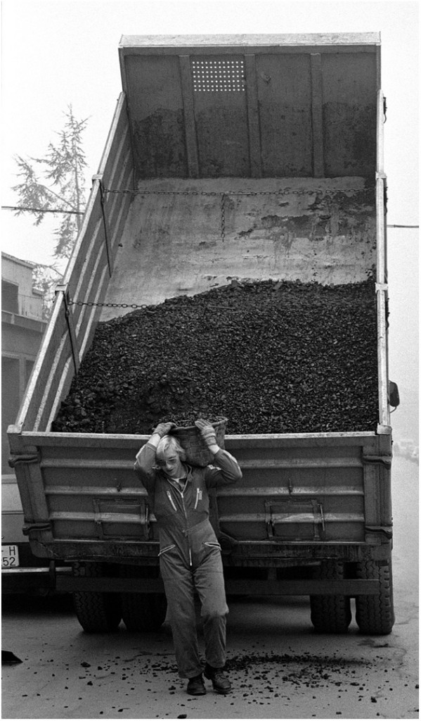 Carboneros ambulantes, Sama de Langreo, Langreo, Asturias. A&ntilde;o 1988.