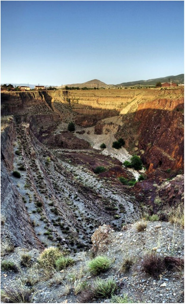 Minas de hierro abandonadas de Alquife, Granada. A&ntilde;o 2009.