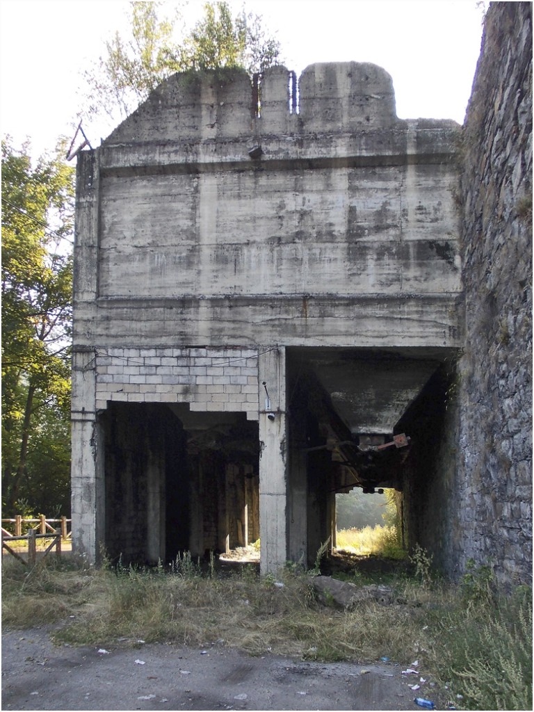 Cargaderos en el Pozo Mar&iacute;a. MSP. Caboalles de Abajo. Villablino. Le&oacute;n 2013