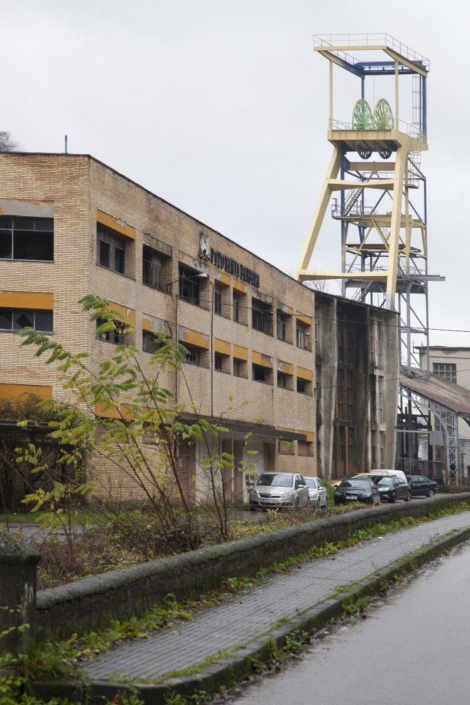 Obras de rehabilitación del Pozo Santa Barbara. Valle de Turon. Mieres. Asturias 2015