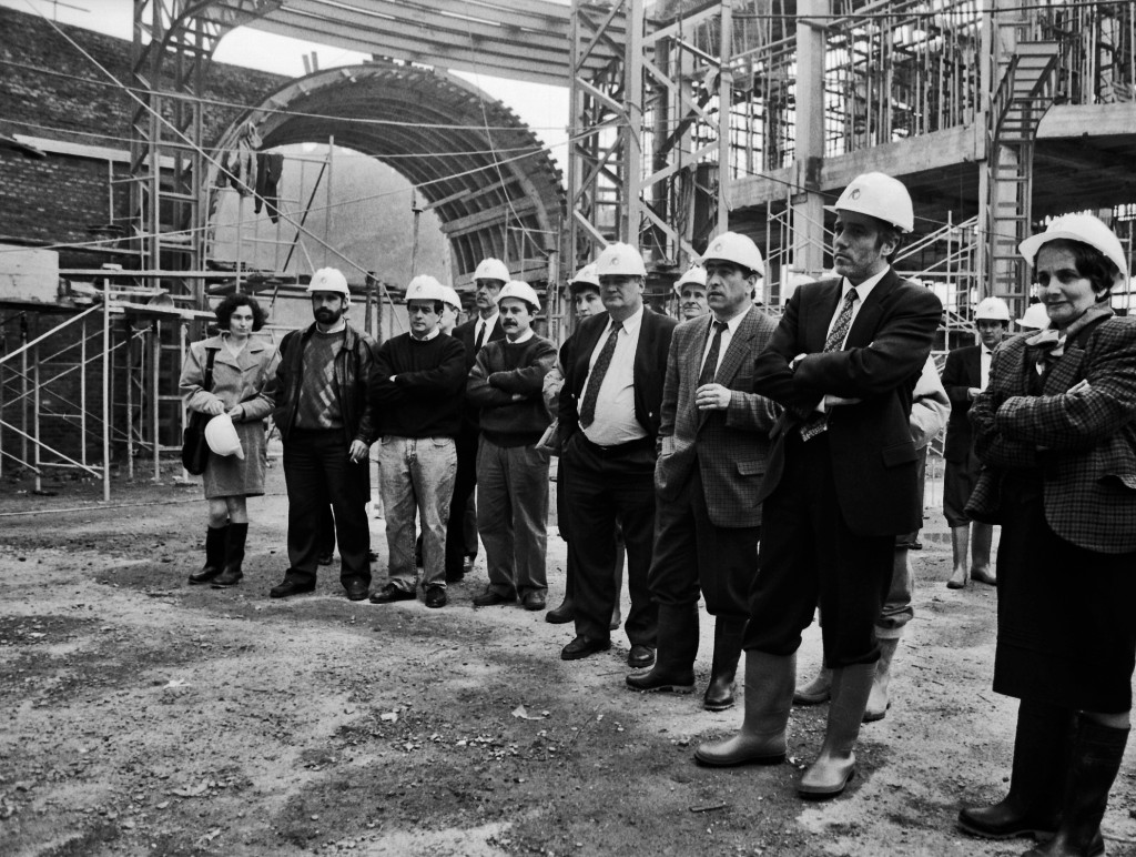 Visita del presidente del principado, Pedro de Silva a las obras del museo de la Minería. S.M.R.A. Asturias 1989