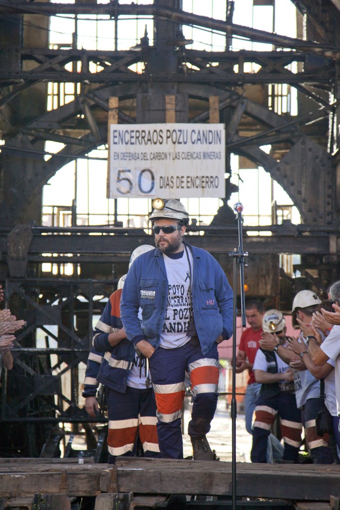 Salida de los mineros encerrados en el Pozo  Candin. Langreo. Asturias. 16 de Julio de 2012