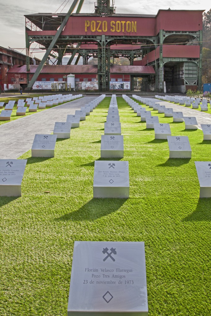 Memorial a los 485 mineros fallecidos en las explotaciones de Hunosa. Pozo Soton. S.M.R.A. Asturias 2015
