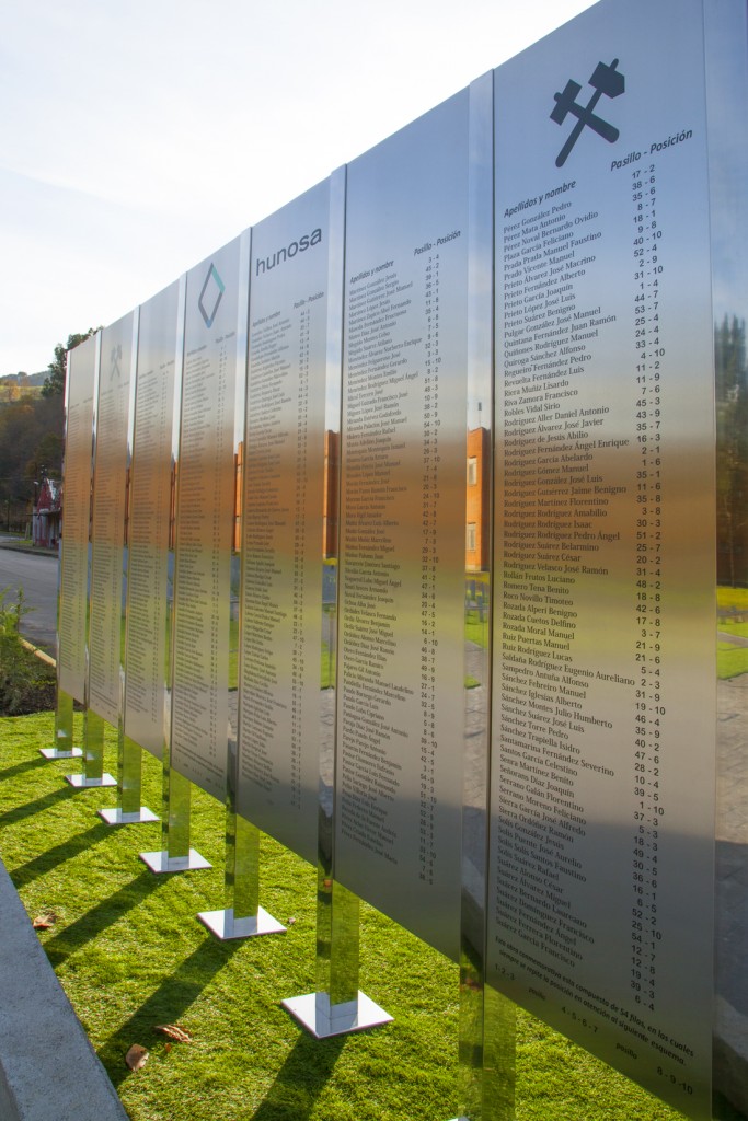 Memorial a los 485 mineros fallecidos en las explotaciones de Hunosa. Pozo Soton. S.M.R.A. Asturias 2015