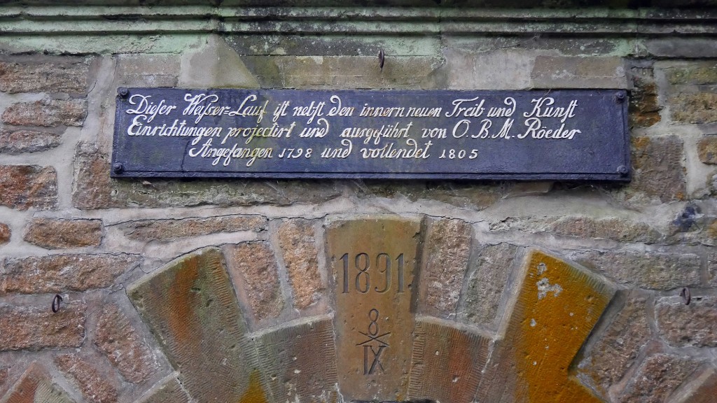 Dovela y leyenda en una bocamina del Museo Minero de las Minas de Rammelsberg. Goslar Alemania 2014