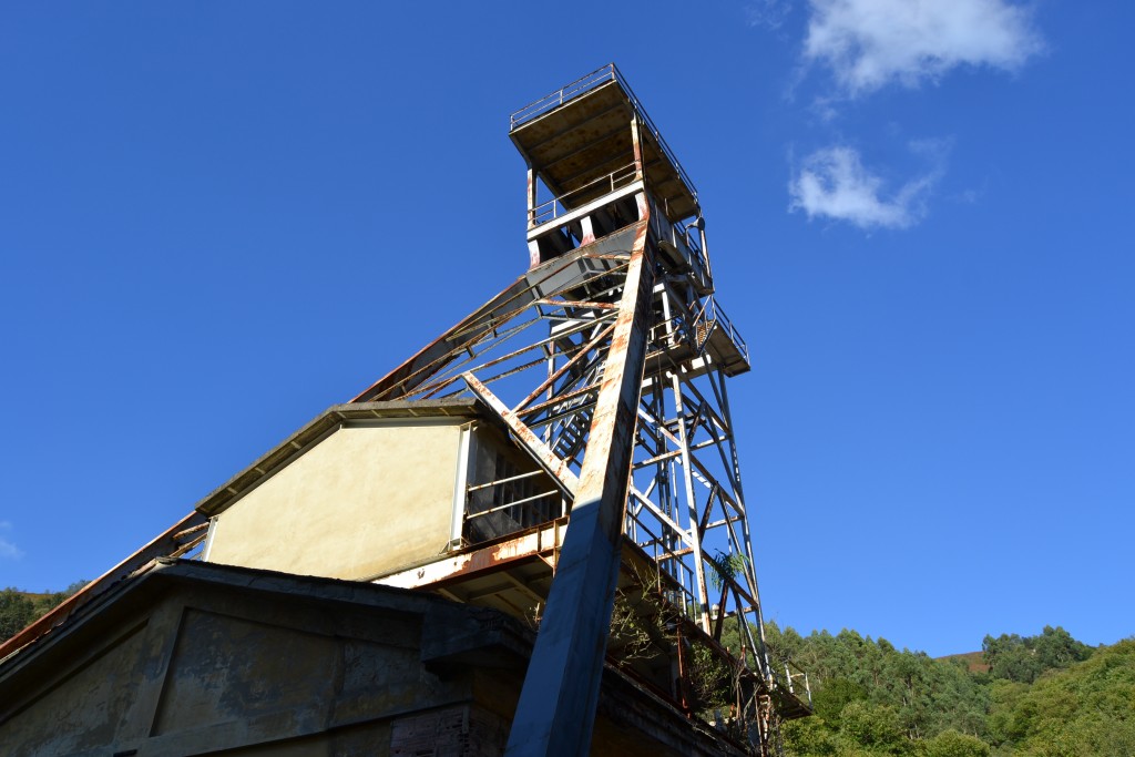 Castillete del Pozo Olloniego nº 2 o Pozo Sanfrechoso. Olloniego. Oviedo. Asturias 2012