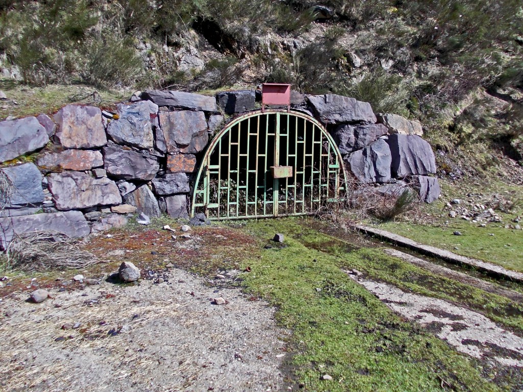 Bocamina del piso 3º de la Mina del Grupo Feixolín. Orallo. Villablino. León 2013