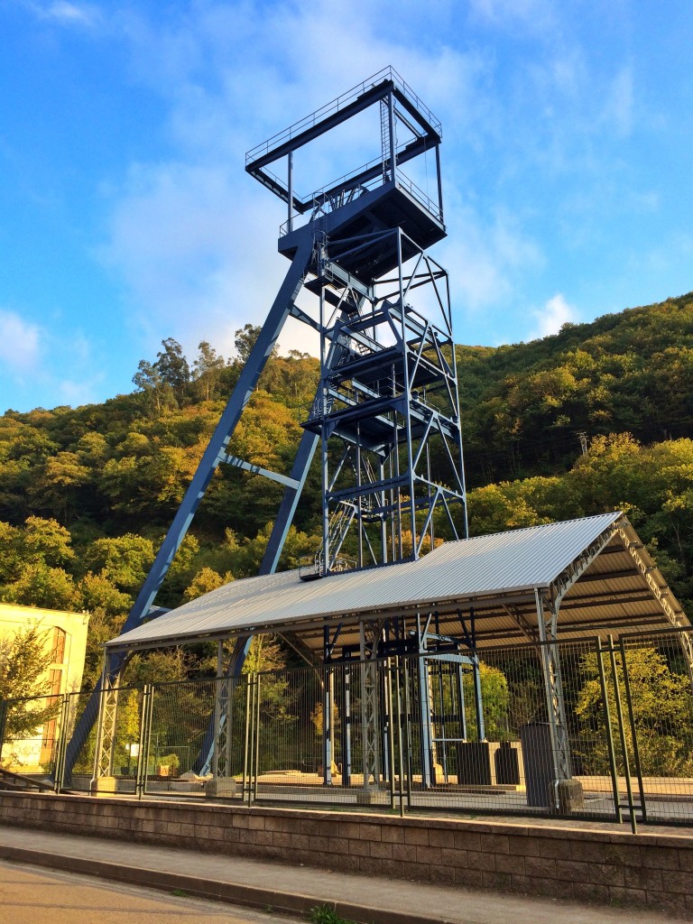 Castillete del Pozo Santa Bárbara, en La Rebaldana. Turón. Mieres. Asturias 2015