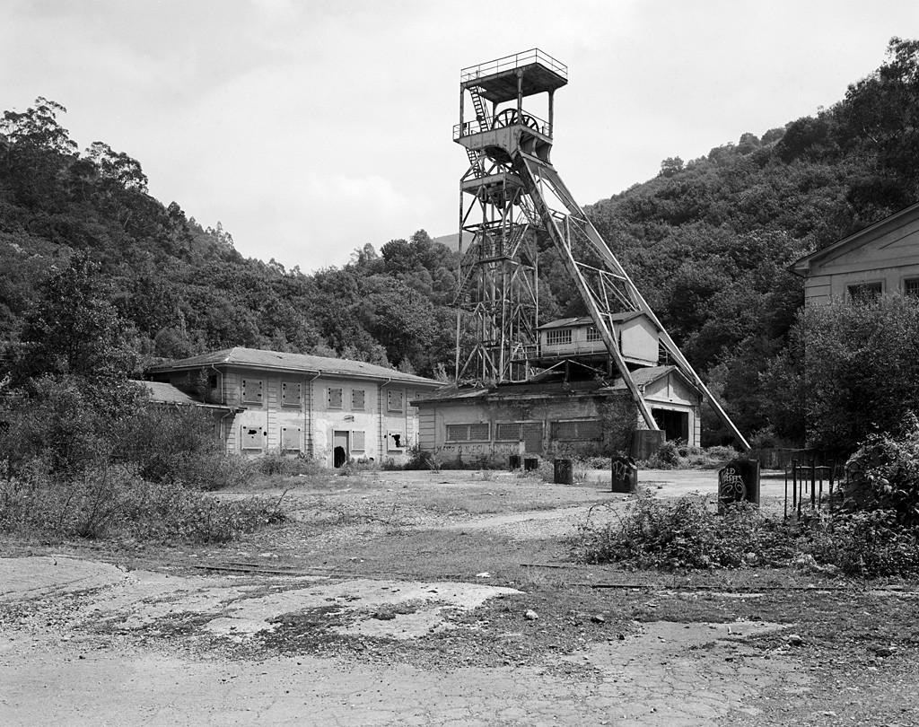 Vista exterior de las instalaciones del Pozo Olloniego. Oviedo. Asturias 2015