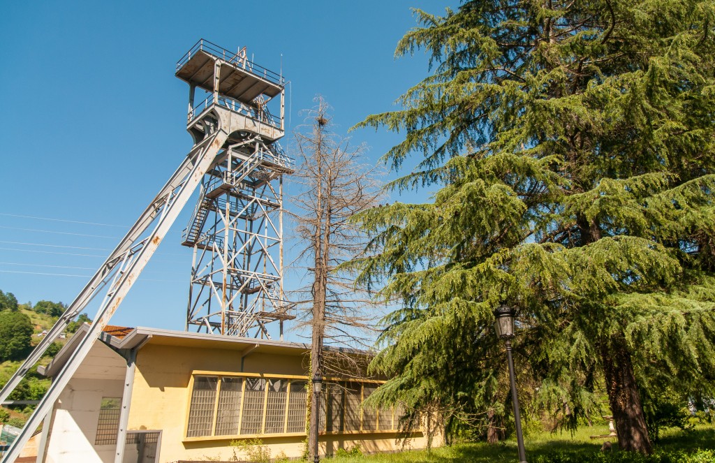 Vista exterior del Pozo Venturo. Valle de Carrocera. S.M.R.A. Asturias 2014