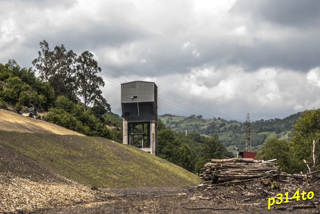 Restauración de la escombrera del Pozo San Vicente. Minas de Figaredo. Mieres. Asturias 2016