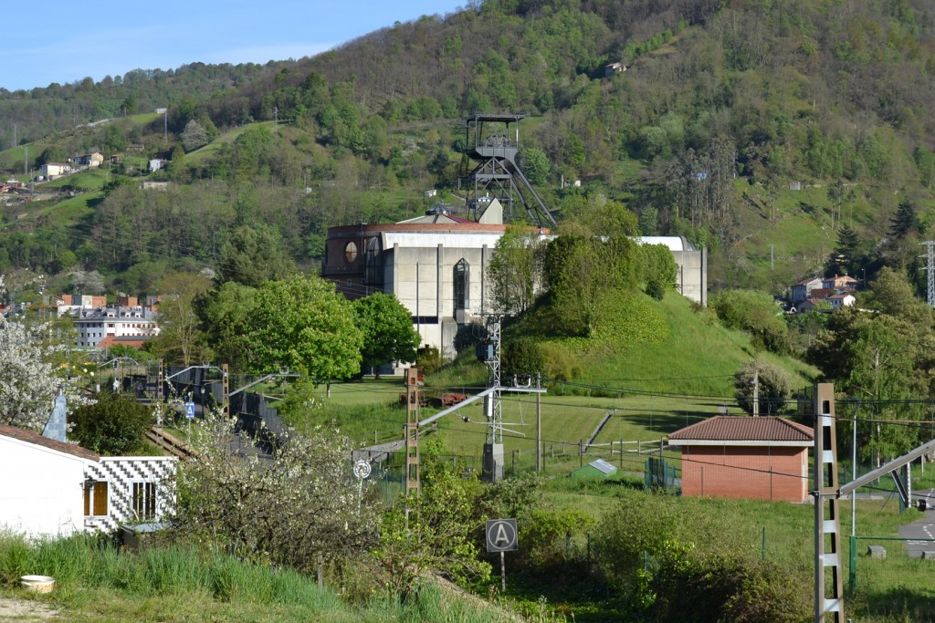Vista exterior del Museo de la minería. San Martín del Rey Aurelio. Asturias 2016