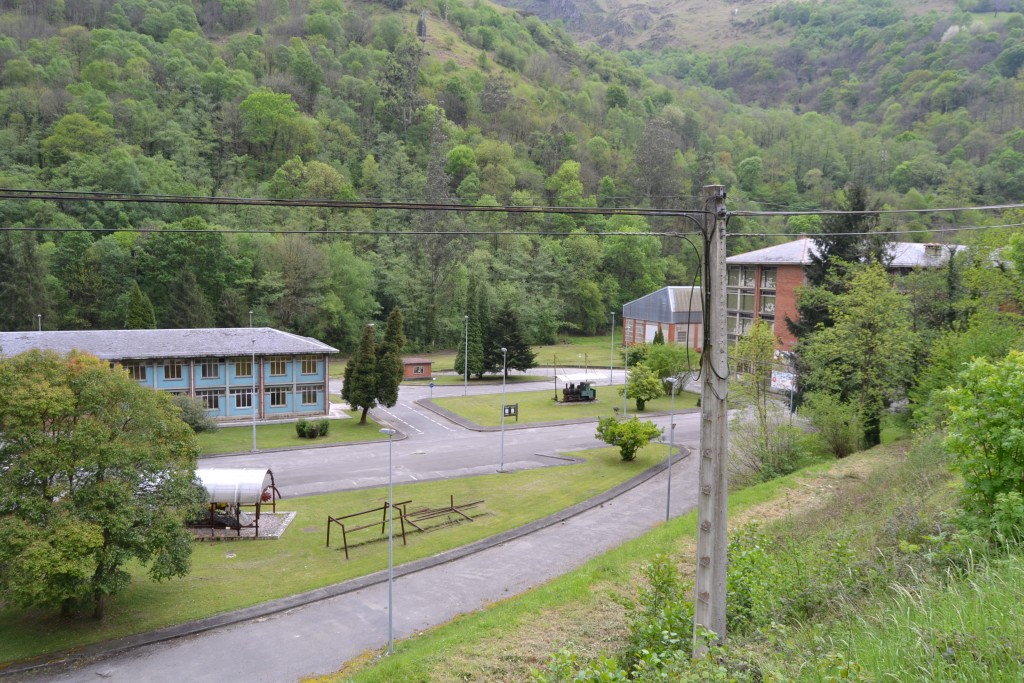 Instalaciones exteriores de el Pozo Montsacro. Riosa. Asturias. 2016