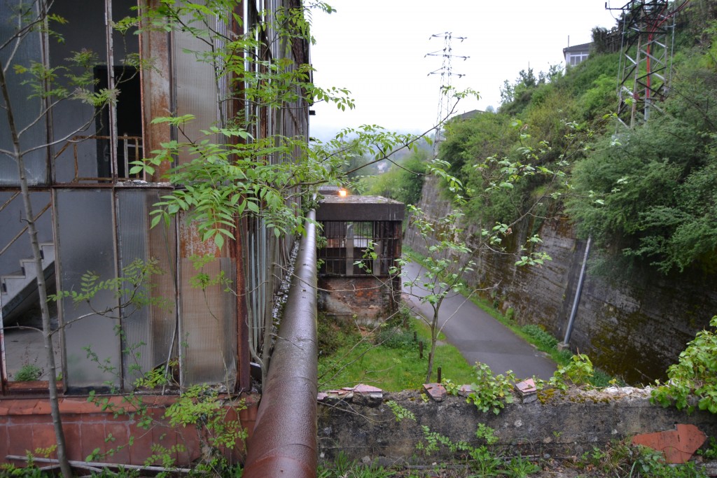 Instalaciones abandonadas del Pozo Polio. Hueria de San Juan. Mieres. Asturias 2016