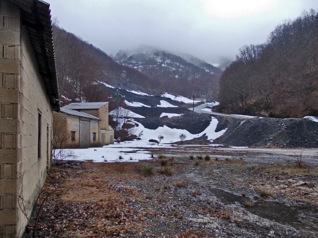 Mina del Grupo Monasterio, de Antracitas de Velilla. Velilla del Rio Carrion. Palencia. Castilla y Leon 2013