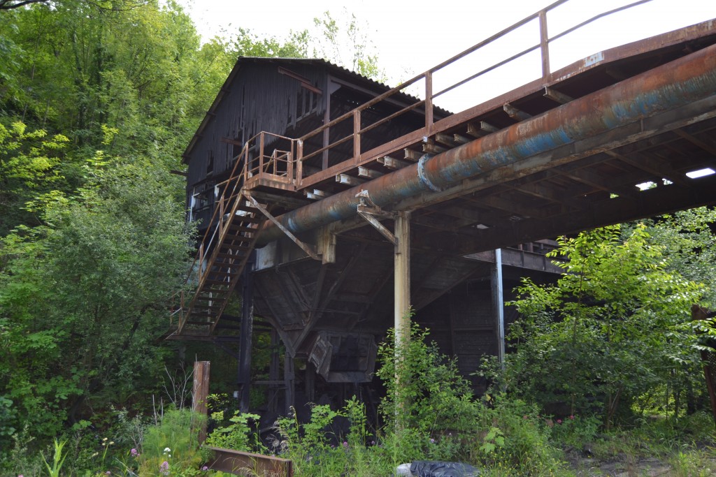 Instalaciones abandonadas. Minas de Figaredo. Cortina. Turón. Asturias. 2013