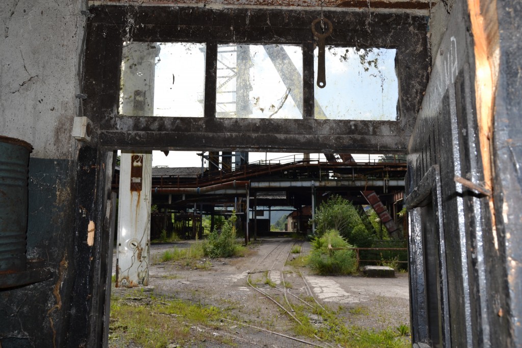 Instalaciones abandonadas. Minas de Figaredo. Cortina. Turón. Asturias. 2013