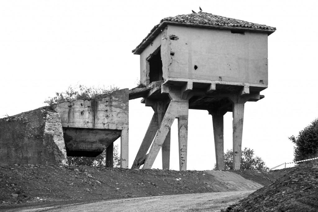Restos del antiguo castillete del Plano Inclinado Sarabia. Minas de Figaredo. Mieres. Asturias 2016