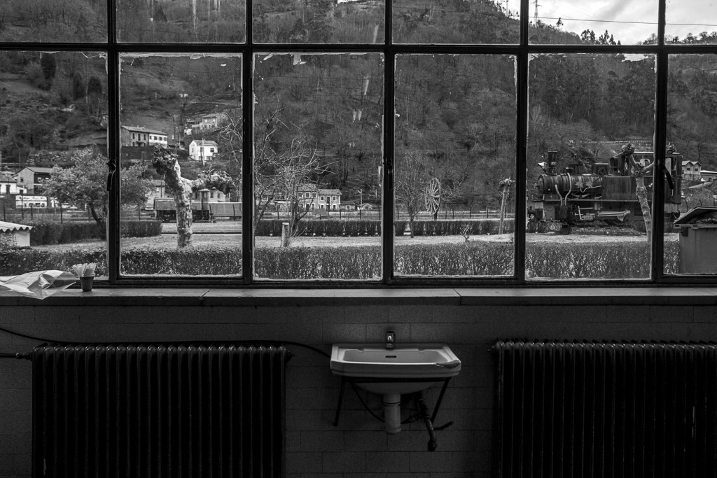 Vista desde la lampisteria del Pozo Soton. S.M.R.A. Asturias 2015