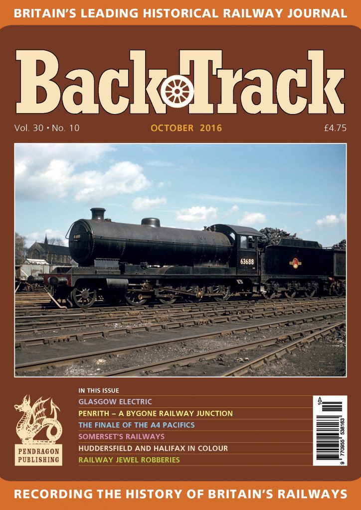 Portada de la revista Back Track.. Octubre 2016