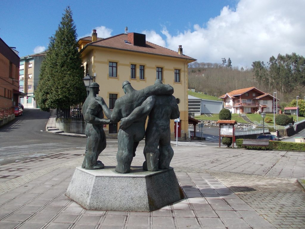 Monumento Minero en Carbayin. Siero. Asturias 2014