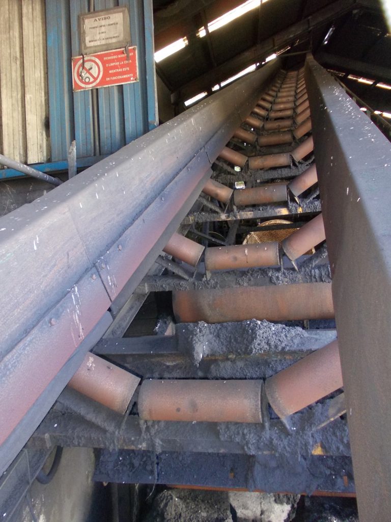 Instalaciones abandonadas del Pozo Calderon de la Minero Siderúrgica de Ponferrada (MSP). Villager de Laciana. Villablino. León 2016