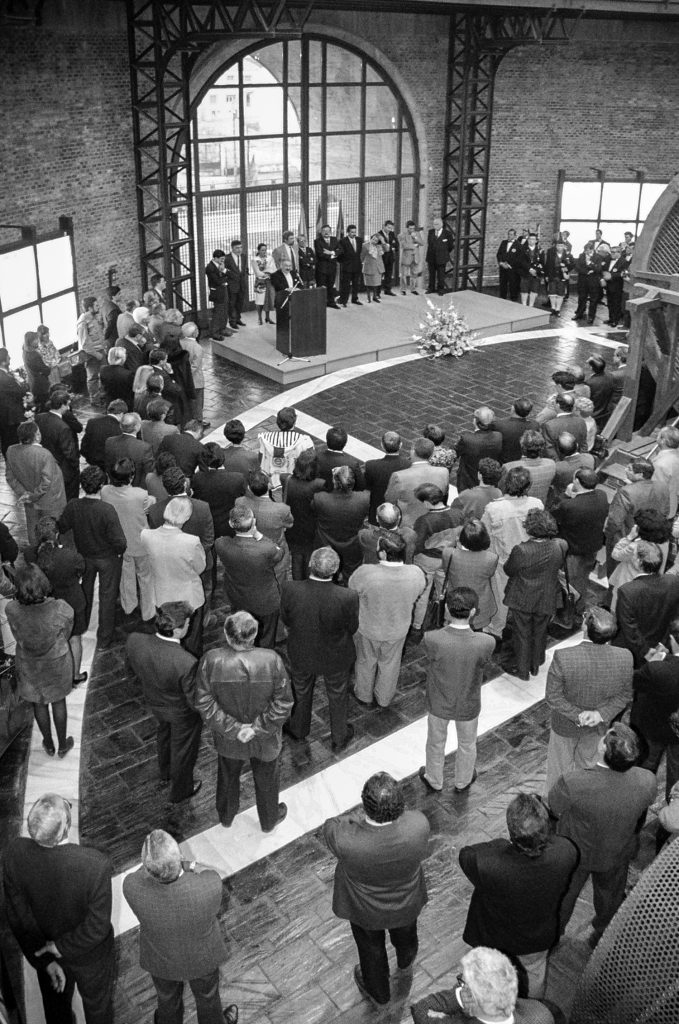 Discurso de autoridades el día de la inauguración del Museo de La minería y la Industria de Asturias. El Entrego. San Martín del Rey Aurelio. Abril 1994
