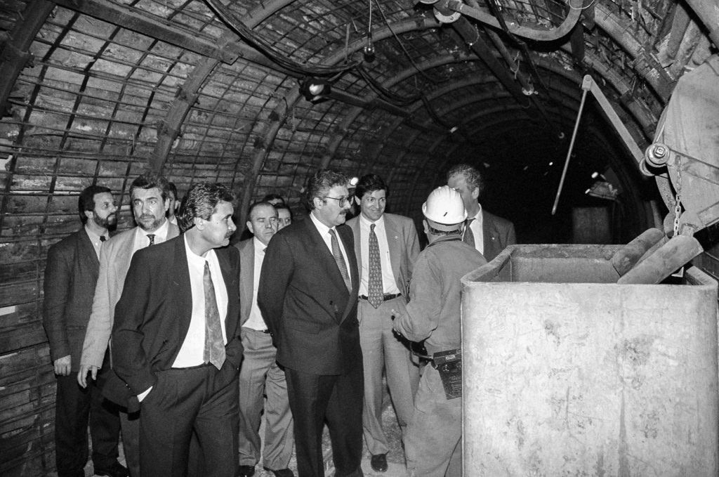 Visita de autoridades a la Mina Imagen, el día de la inauguración del Museo de La minería y la Industria de Asturias. El Entrego. San Martín del Rey Aurelio. Abril 1994