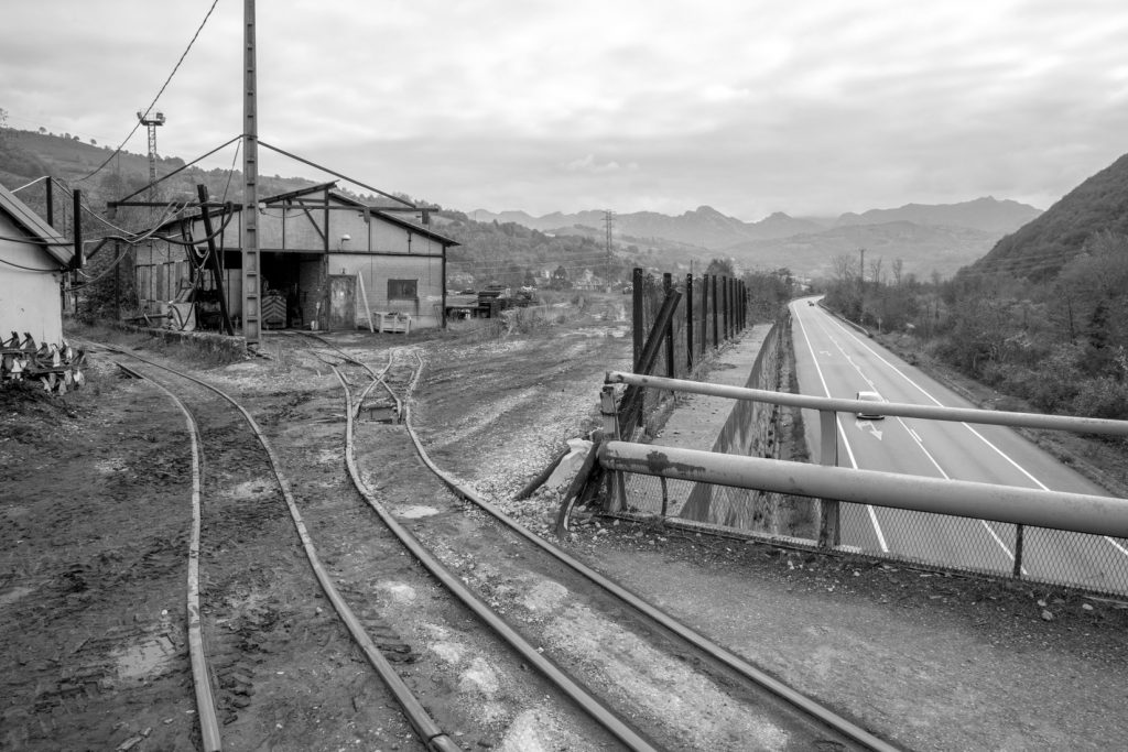 Edificios auxiliares del Pozo Carrio. Laviana. Asturias 2016