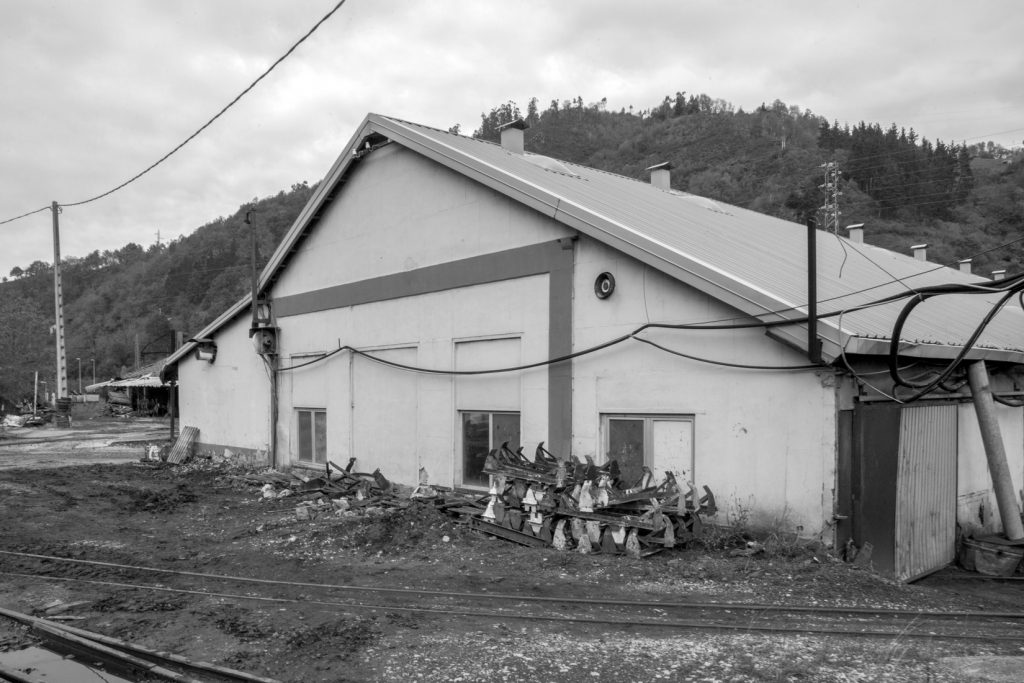 Edificios auxiliares del Pozo Carrio. Laviana. Asturias 2016