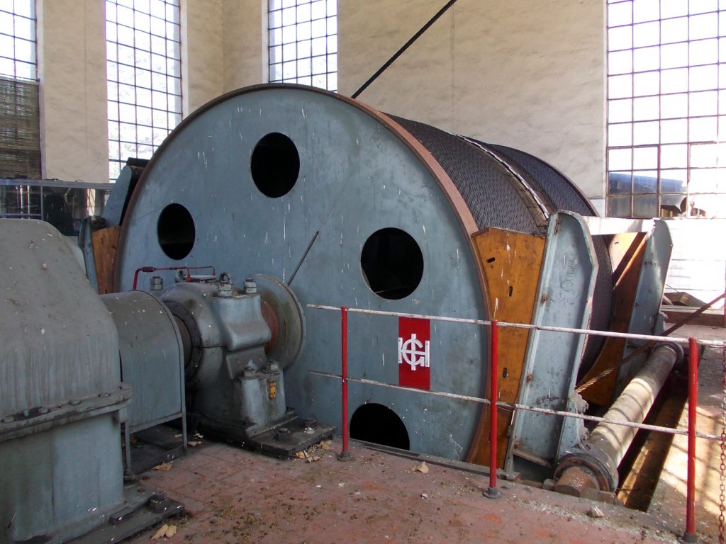 Sala de maquinas del Pozo Calderón, de la Minero Siderúrgica de Ponferrada, Villager de Laciana. Villablino. León 2016