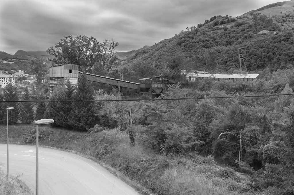 Antiguo cargadero del pozo Carrio. Laviana. Asturias 2015