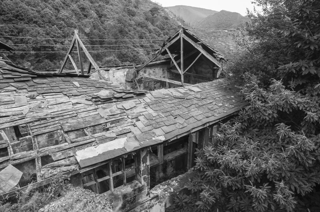 Edificio principal del lavadero La Florida, El Rodical, Tineo. Asturias. 2016
