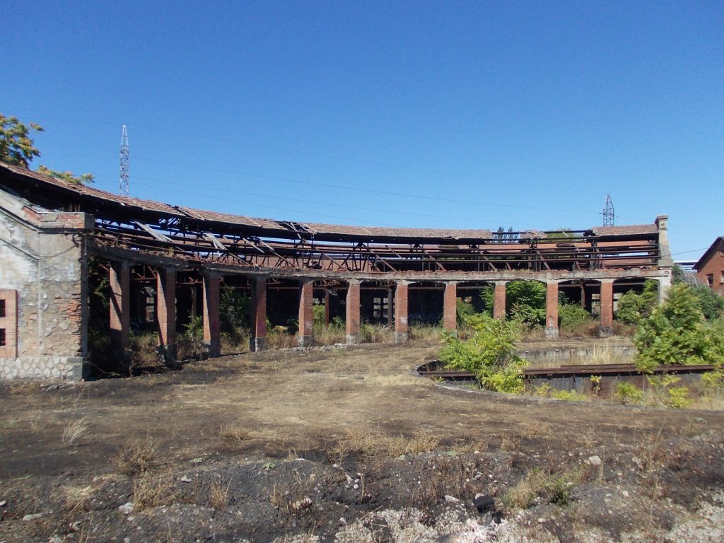 Detalle de la placa de los antiguos cargaderos de carbón de La Placa. Ponferrada, León. 2016