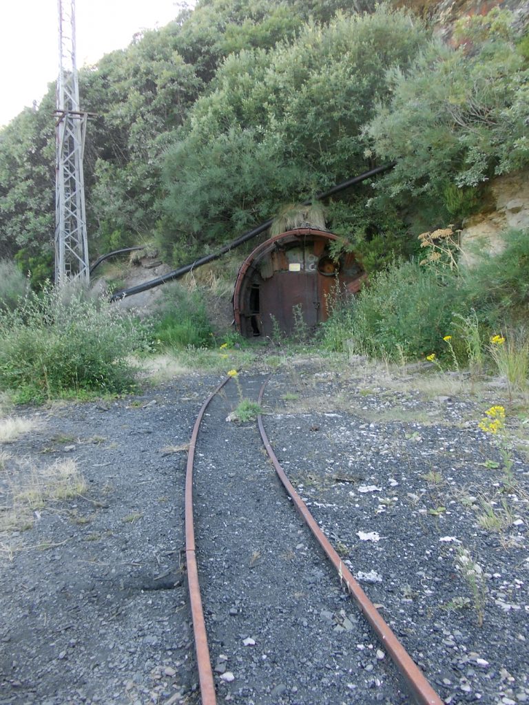 Bocamina del Piso 2 del Grupo Xaral de la MSP. Brañas de Caboalles. Villablino. León. 2016