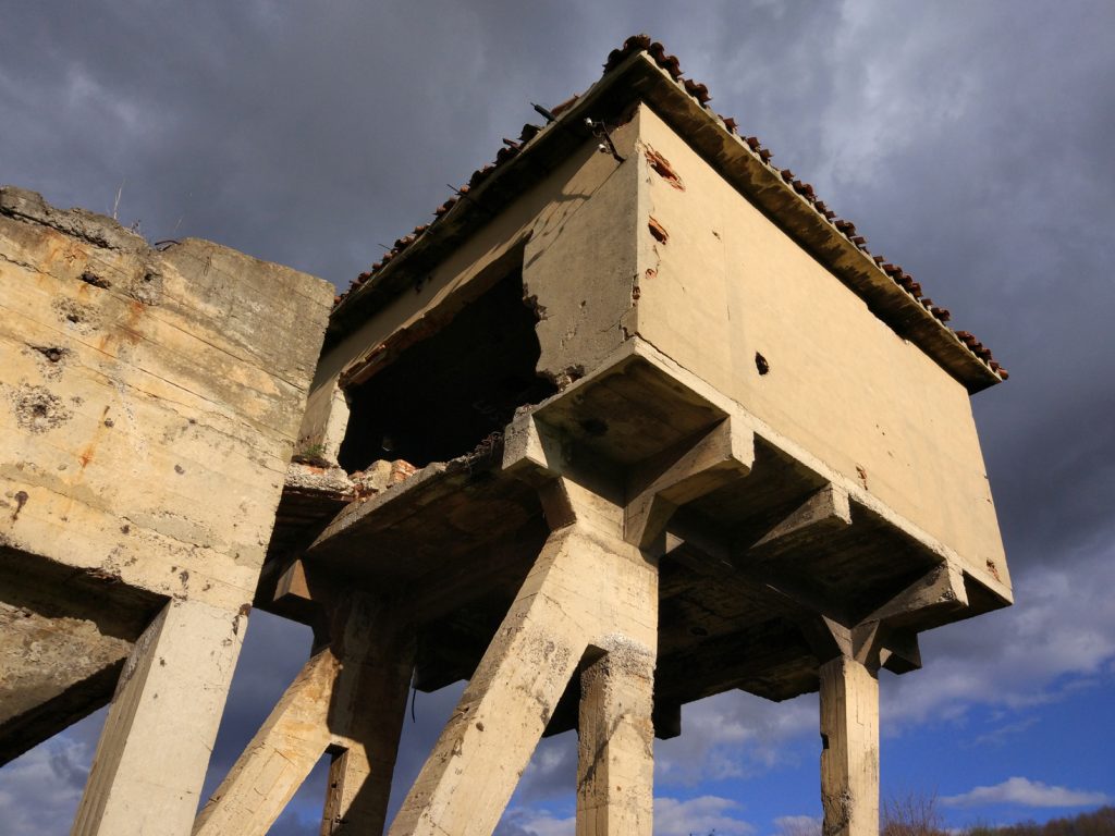 Restos de la sala de máquinas del plano inclinado de Minas de Figaredo. Valle de Turón. Mieres. Asturias. 2017