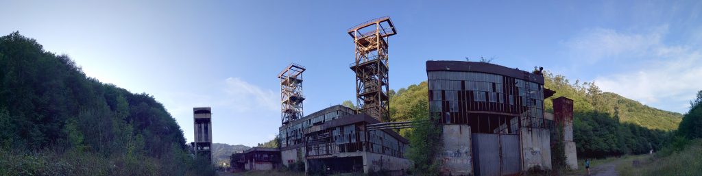 Vista panorámica del Pozu Polio. Güeria San Xuan. Mieres. Asturias. 2017