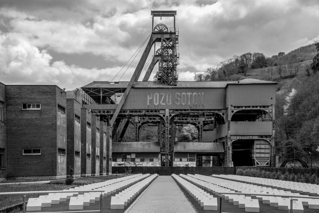 Memorial Minero en el Pozo Sotón. San Martín del Rey Aurelio. Asturias. 2017