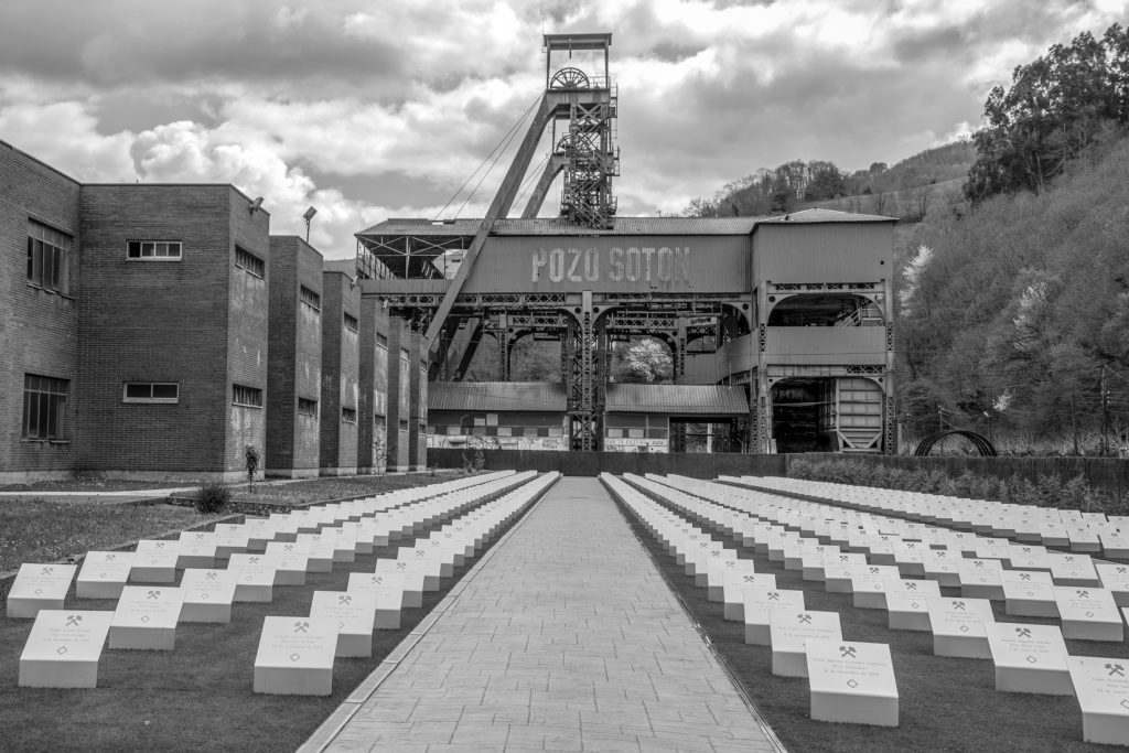 Memorial Minero en el Pozo Sotón. San Martín del Rey Aurelio. Asturias. 2017