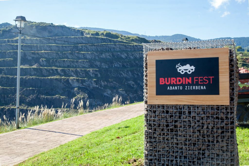 Entrada al Burdin Fest. Festival Minero. Gallarta. Abanto-Zierbena. Bizkaia. 2017