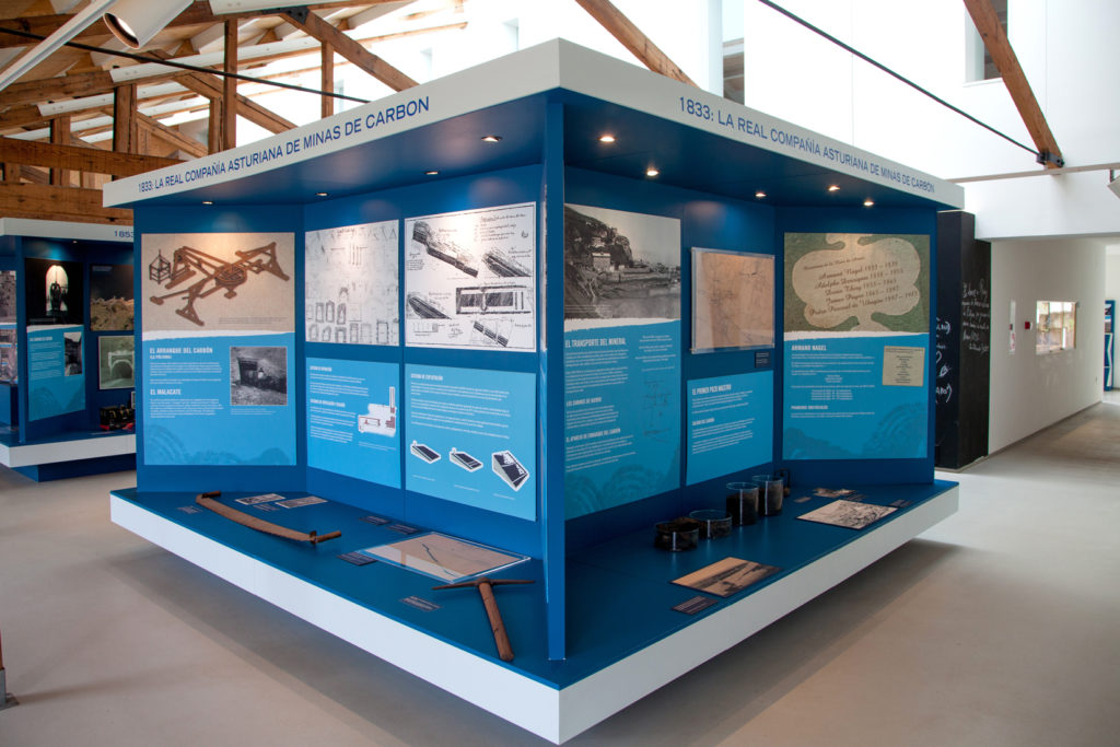 Paneles expositivos “1833: La Real Compañía Asturiana de Minas de Carbón”. Mina Museo de Arnao. Castrillón. Asturias. 2018.
