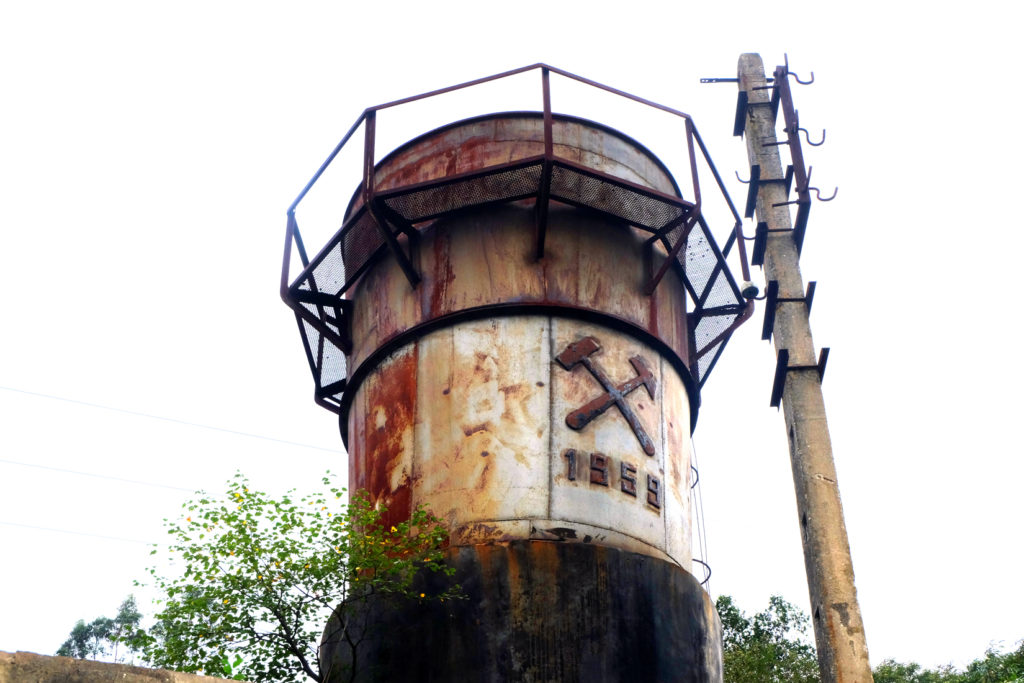 Chimenea del Pozo Llamas. Valle de Ablaña. Mieres. Asturias 2017