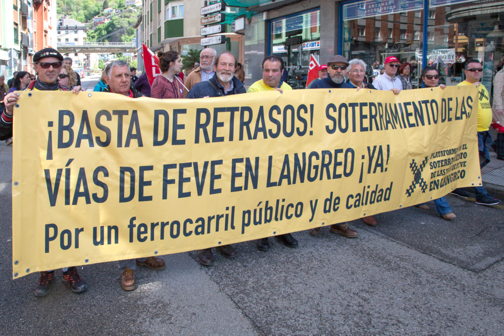 Pancarta en la manifestación del 1 de Mayo. Langreo. Asturias. 2018.