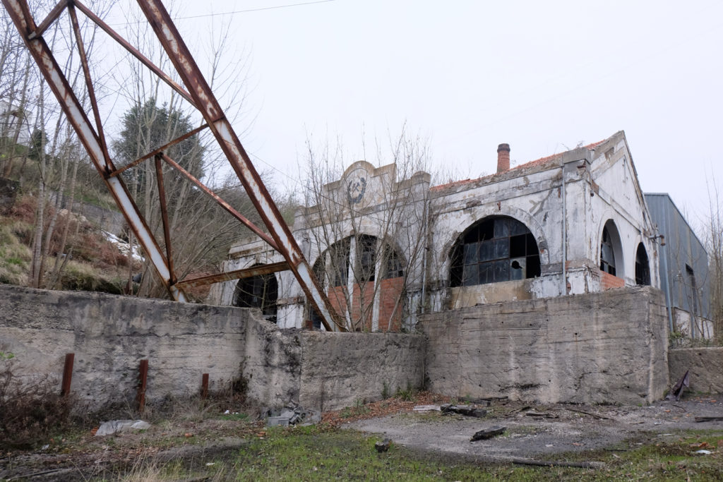 Sala de máquinas del Pozu Pumarabule 2. Carbayín Alto. Siero. Asturias. 2017