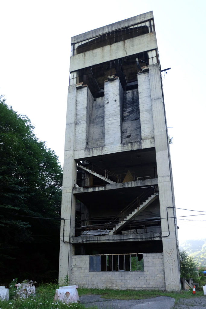 Antiguas tolvas del Pozo Polio. Güeria San Xuan. Mieres. Asturias. 2017