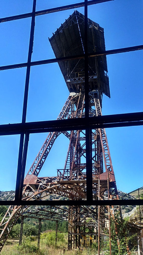 Castillete del Pozo Ibarra o Grupo Ciñera. Pola de Gordón. León. 2018.