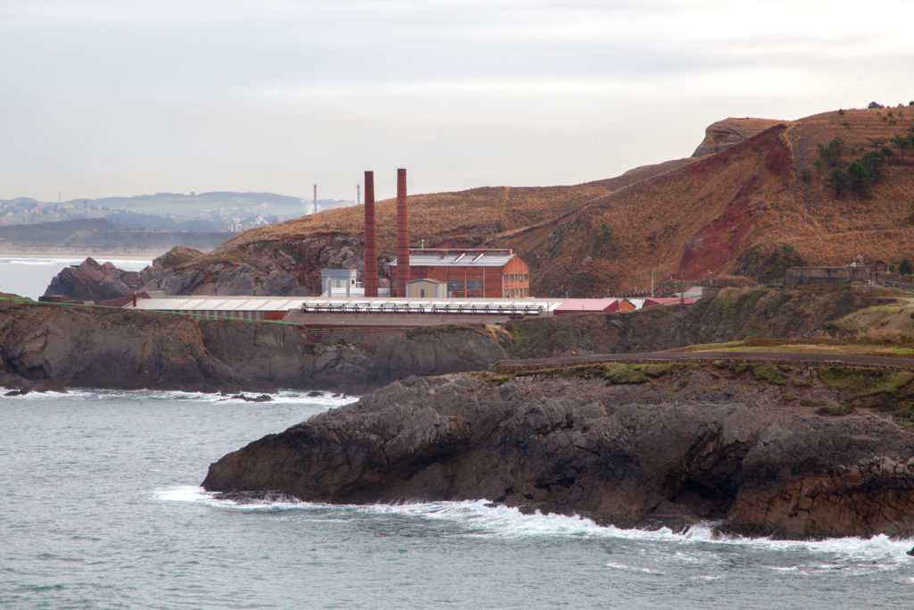 Factoria de Asturiana de Zinc. Arnao. Castrillon. Asturias. 2017.