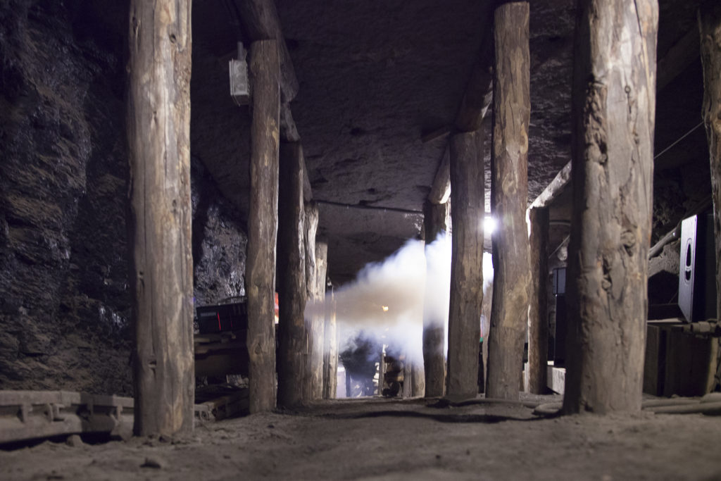Simulación de una explosión dentro de la mina, en el Museo Minero de Escucha, en el interior de la antigua mina de lignito, llamada «Se Verá». Escucha. Teruel 2018