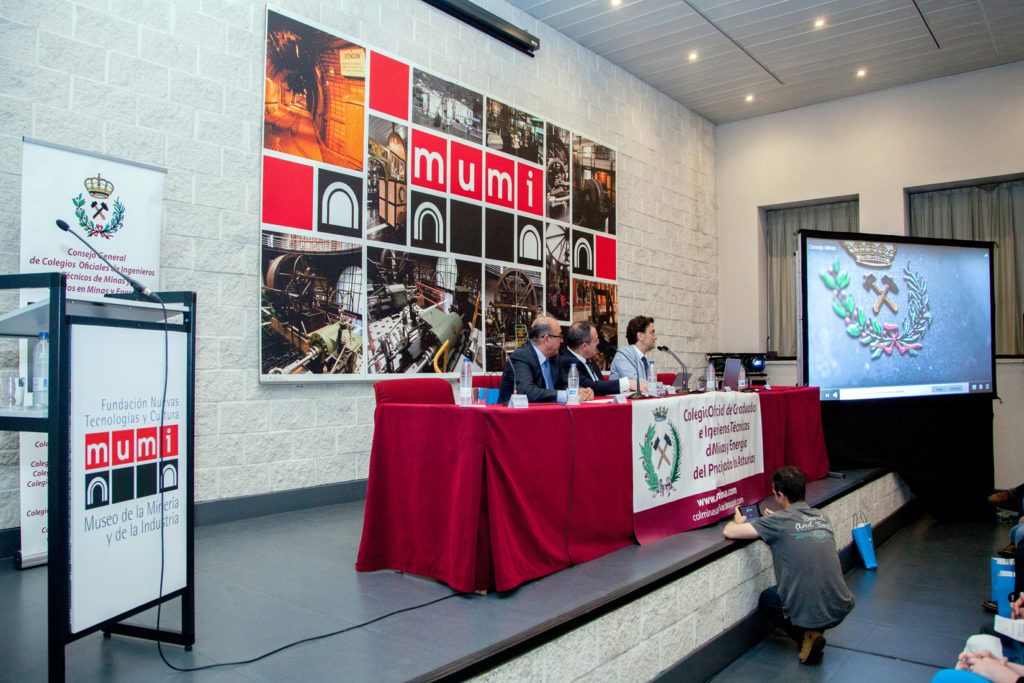 Acto en el Museo de la Minería, con motivo de la celebración del 60 Aniversario del Colegio de Ingenieros Técnicos de Minas. El Entrego. San Martín del Rey Aurelio 2018