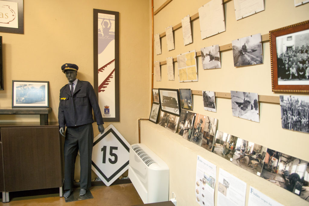 Museo del Ferroviario, ubicado en el antiguo economato del Ferrocarril de La Robla-Bilbao. Cistierna. León 2018